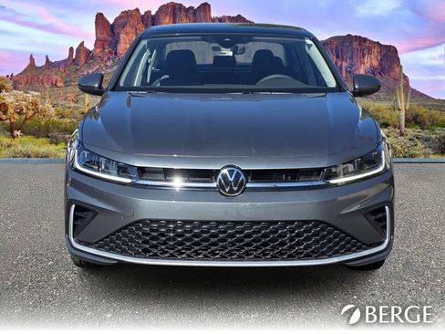 New 2026 Volkswagen Jetta SE image 4