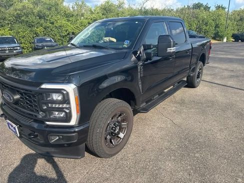 Used 2023 Ford F250 Lariat w/ Lariat Ultimate Package AWD/4WD image 1