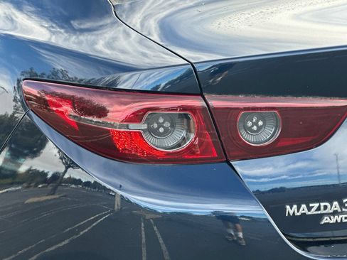 Used 2020 MAZDA MAZDA3 AWD Sedan w/ Preferred Package image 46