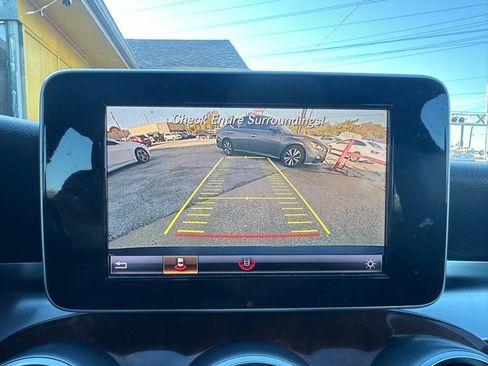 Used 2018 Mercedes-Benz C 300 Sedan image 17