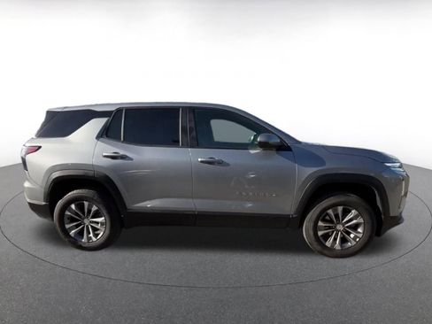 Used 2025 Chevrolet Equinox LT image 16