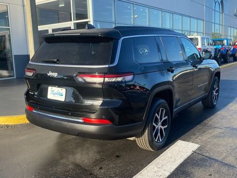 Used 2025 Jeep Grand Cherokee L Limited image 9