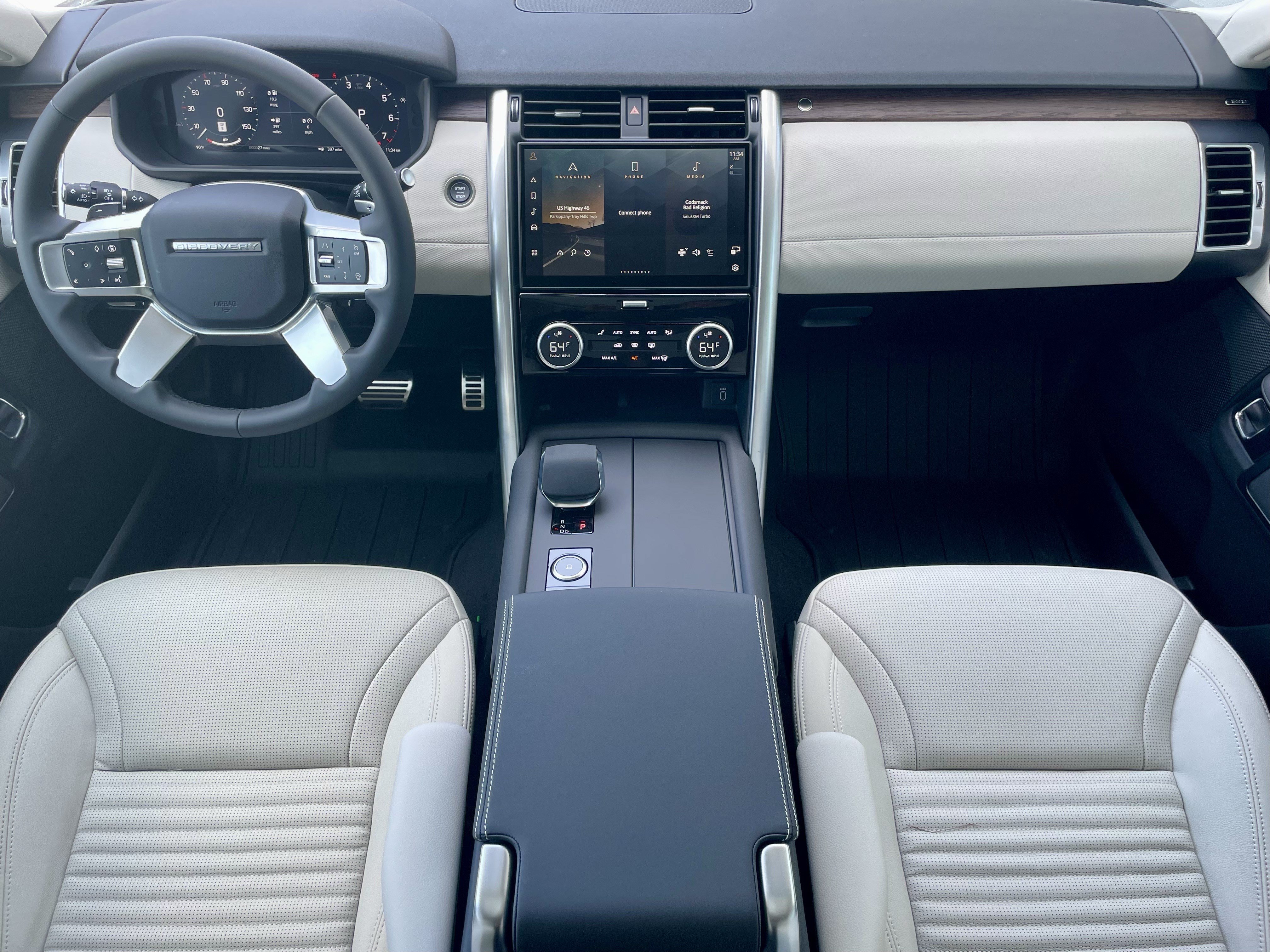 New 2026 Land Rover Discovery Dynamic SE AWD/4WD image 16