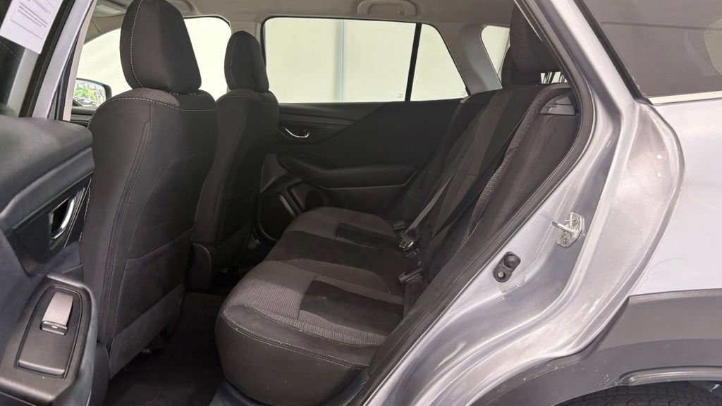 Used 2023 Subaru Outback Premium AWD/4WD image 22