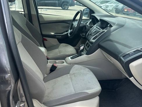 Used 2012 Ford Focus SE FWD image 18