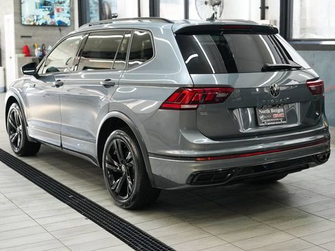 Used 2024 Volkswagen Tiguan SE R-Line FWD image 6