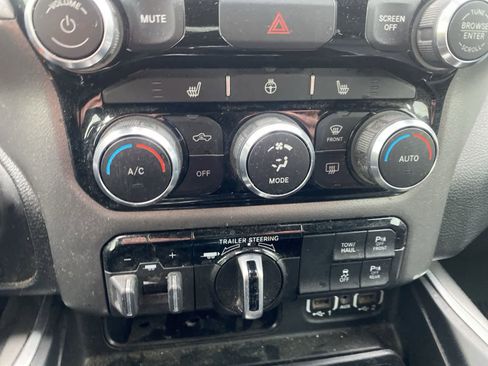 Used 2021 RAM 1500 Big Horn image 11