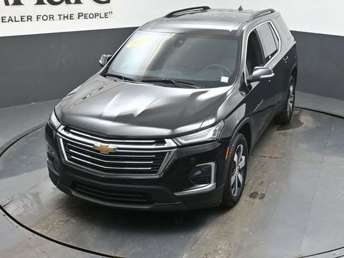 Used 2023 Chevrolet Traverse LT w/ LT Premium Package image 46