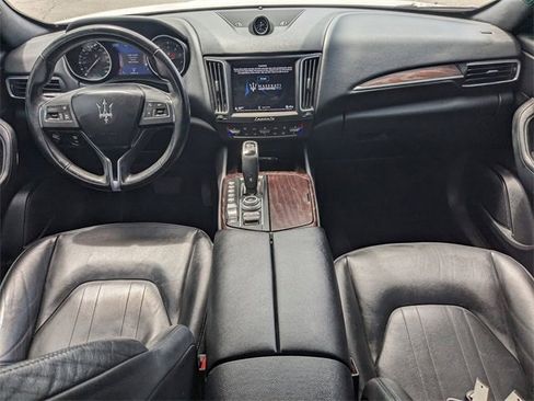 Used 2019 Maserati Levante image 15