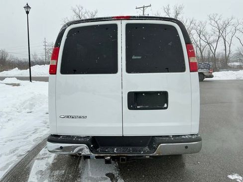 Used 2015 Chevrolet Express 3500 LT w/ LT Preferred Equipment Group image 10