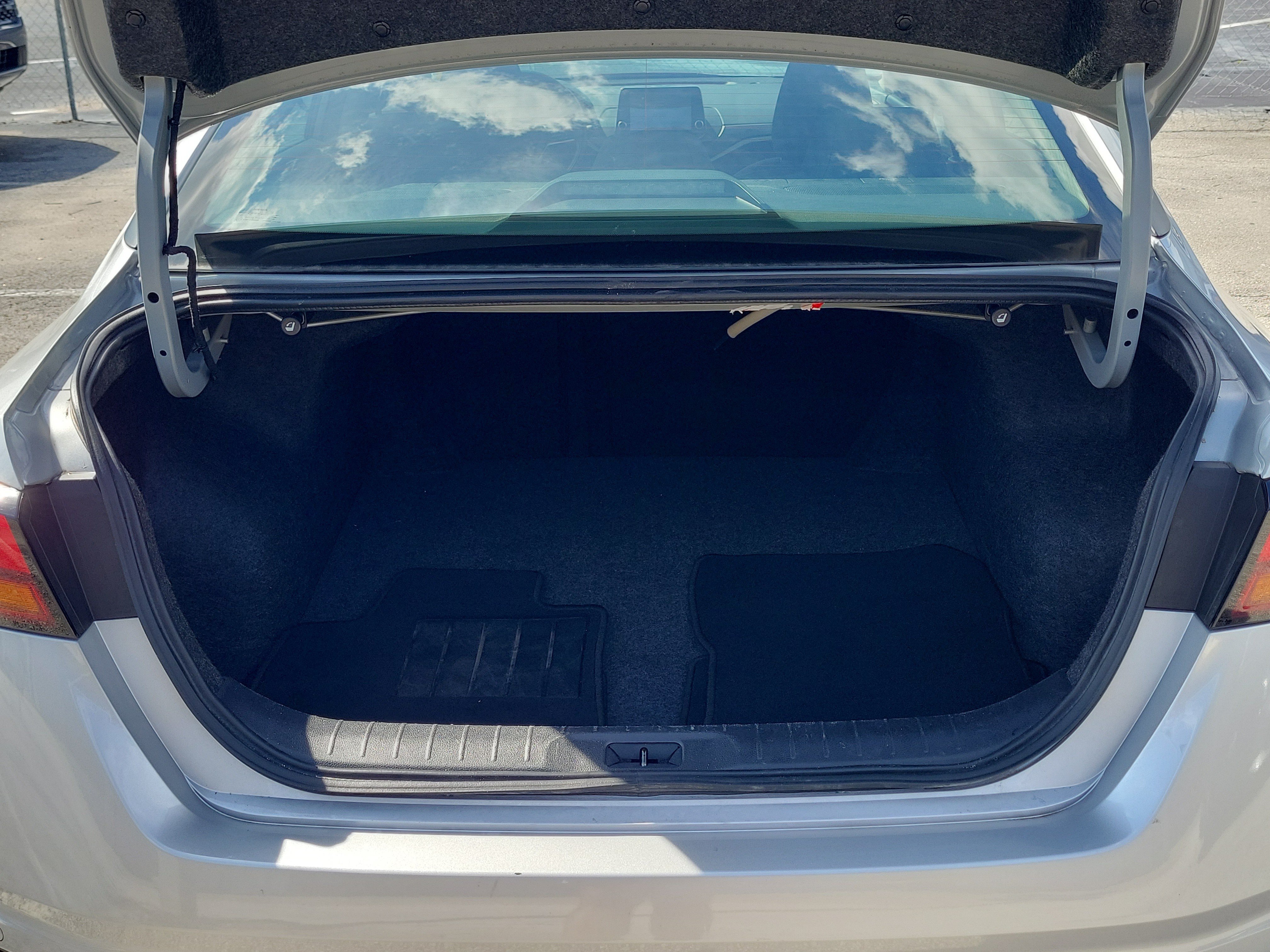 Certified 2026 Nissan Altima 2.5 SV FWD image 7