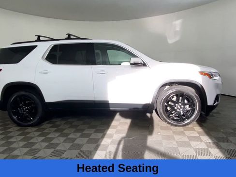 Certified 2020 Chevrolet Traverse LT image 3