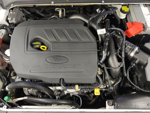 Used 2018 Ford Fusion SE w/ Fusion SE Technology Package FWD image 30