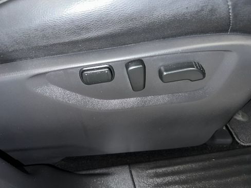 Used 2024 Nissan Armada SL w/ Captain's Chairs Package AWD/4WD image 36