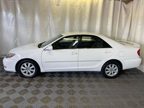 Used 2003 Toyota Camry XLE FWD image 5