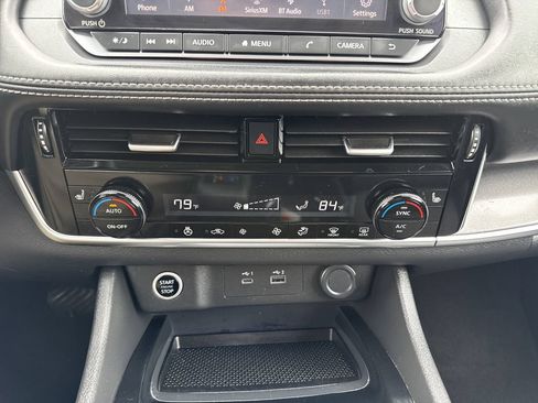 Used 2021 Nissan Rogue SV AWD/4WD image 23