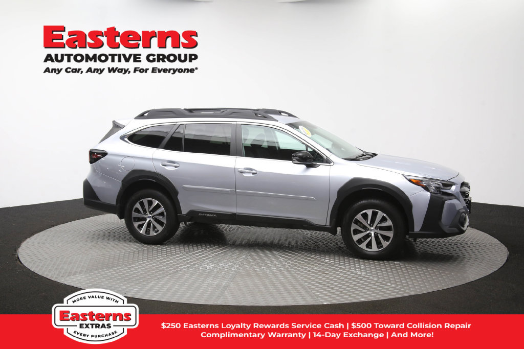 Used 2025 Subaru Outback Limited AWD/4WD image 41