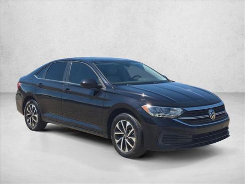 Used 2024 Volkswagen Jetta S FWD image 3