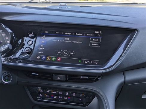 Used 2023 Buick Envision Essence image 19