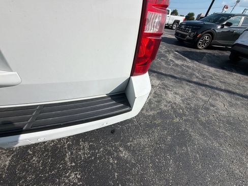Used 2013 Chevrolet Tahoe LT AWD/4WD image 23