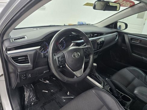 Used 2015 Toyota Corolla S FWD image 12
