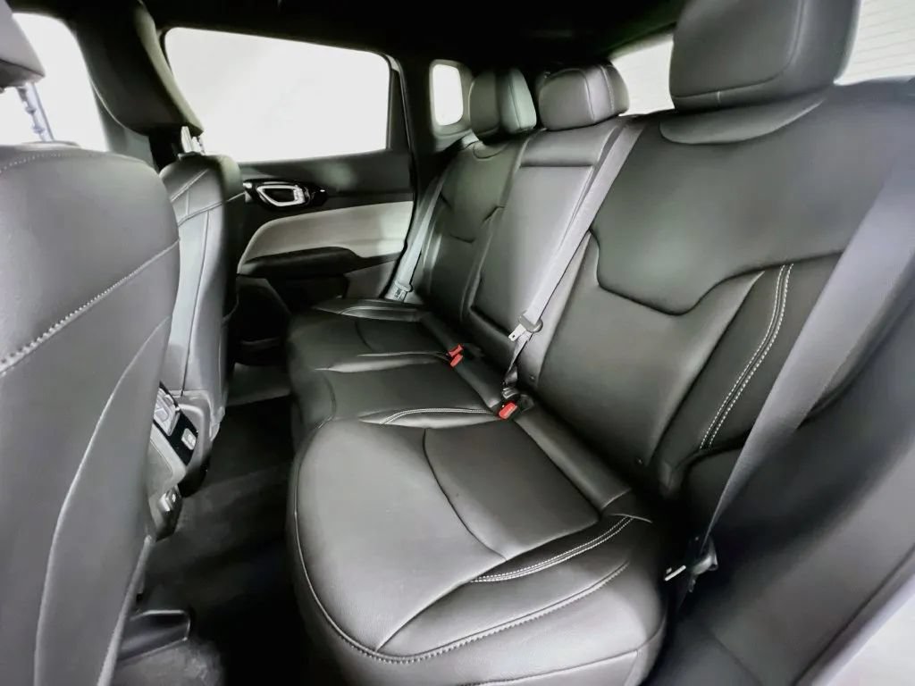 New 2026 Jeep Compass Limited AWD/4WD image 24