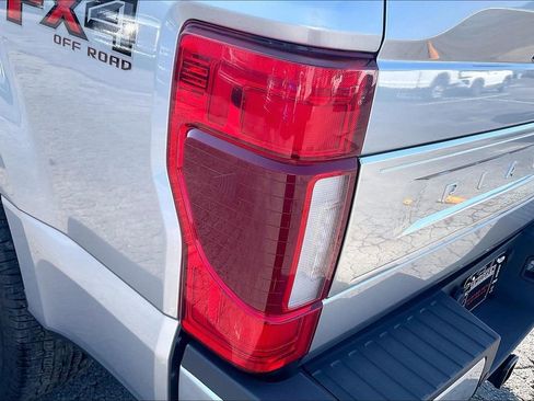 Used 2022 Ford F250 Platinum image 24
