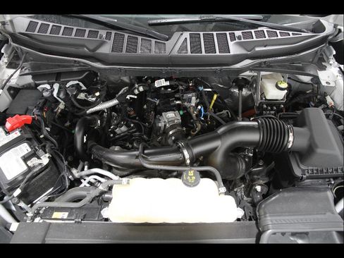 Used 2022 Ford F150 XLT w/ Equipment Group 302A High image 24