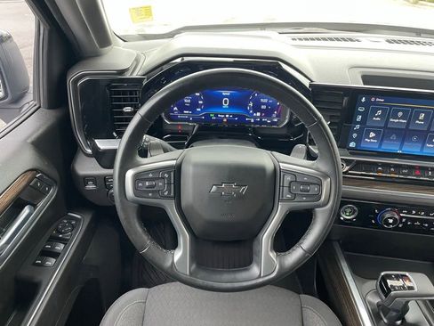 Used 2023 Chevrolet Silverado 1500 RST AWD/4WD image 14