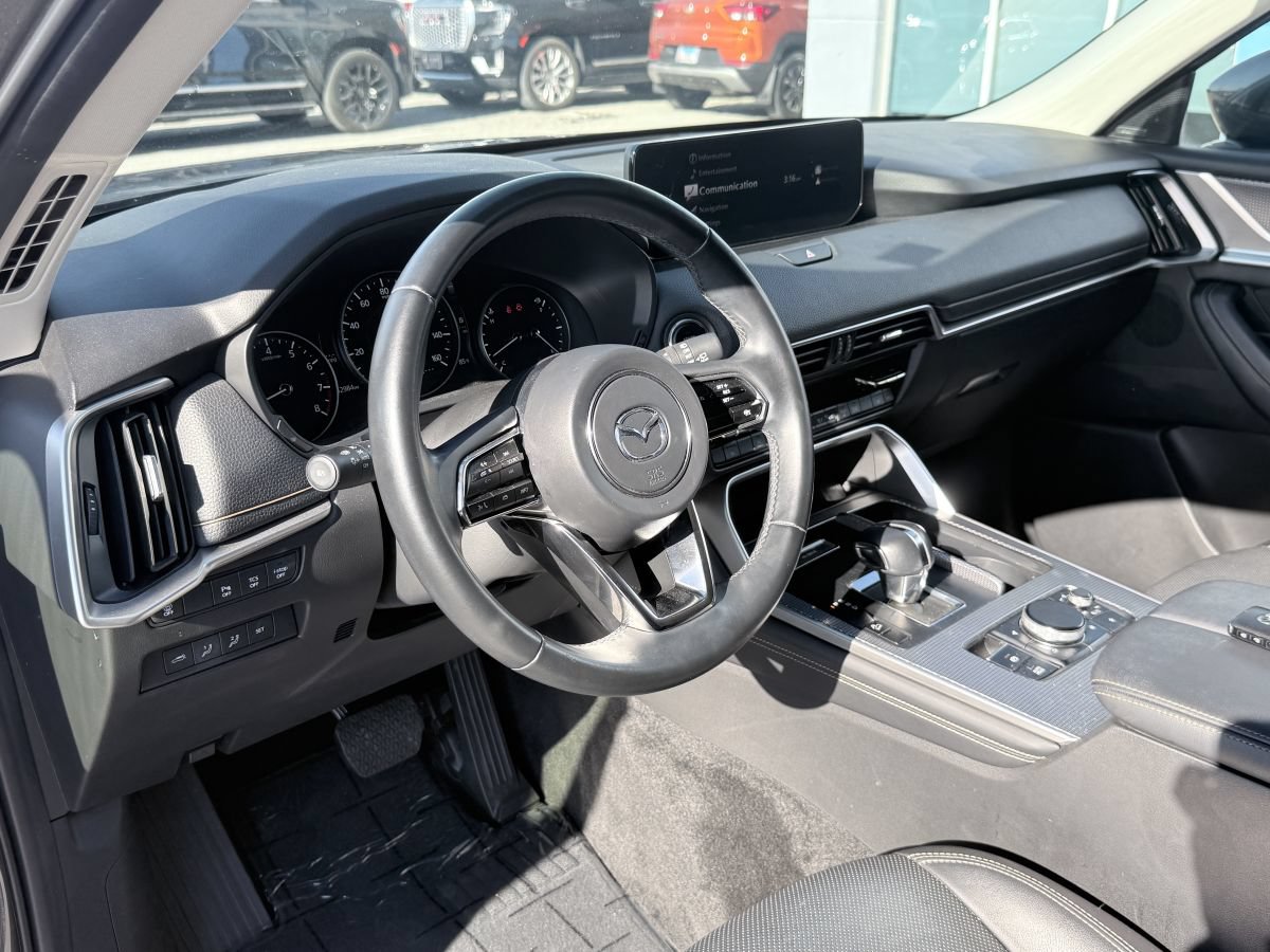 Used 2024 MAZDA CX-90 3.3 Turbo w/ Premium Package AWD/4WD image 9