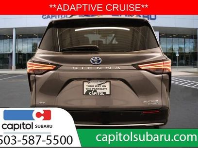 Used 2023 Toyota Sienna Platinum
