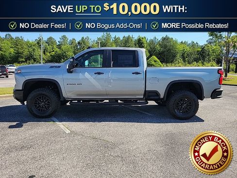 New 2026 Chevrolet Silverado 2500 ZR2 w/ LPO, Dark Essentials Package AWD/4WD image 5