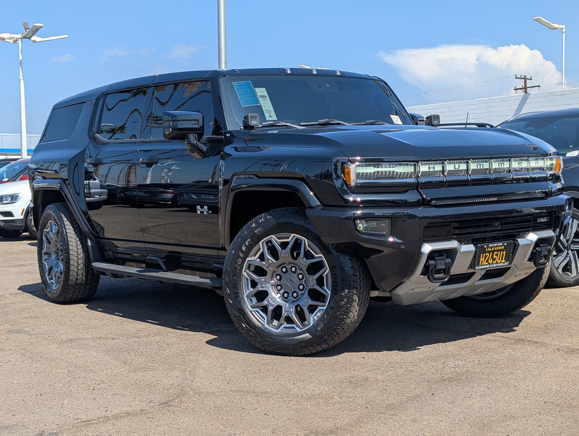 Used 2024 GMC Hummer EV 3X w/ LPO, Illumination Package AWD/4WD image 2