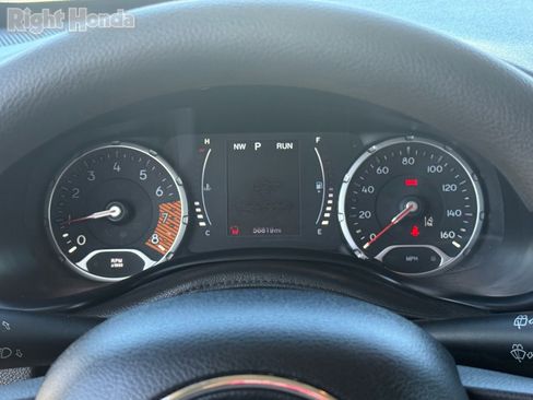 Used 2023 Jeep Renegade Latitude image 18