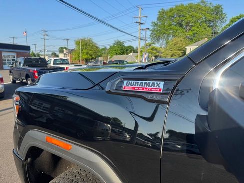Used 2021 GMC Sierra 2500 Denali w/ Denali Ultimate Package AWD/4WD image 14