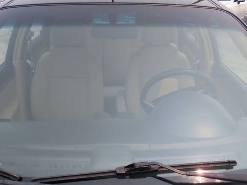 Used 2011 Chevrolet Aveo LT w/ Power and Convenience Package FWD image 34