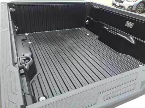 Used 2025 Toyota Tacoma SR RWD image 7
