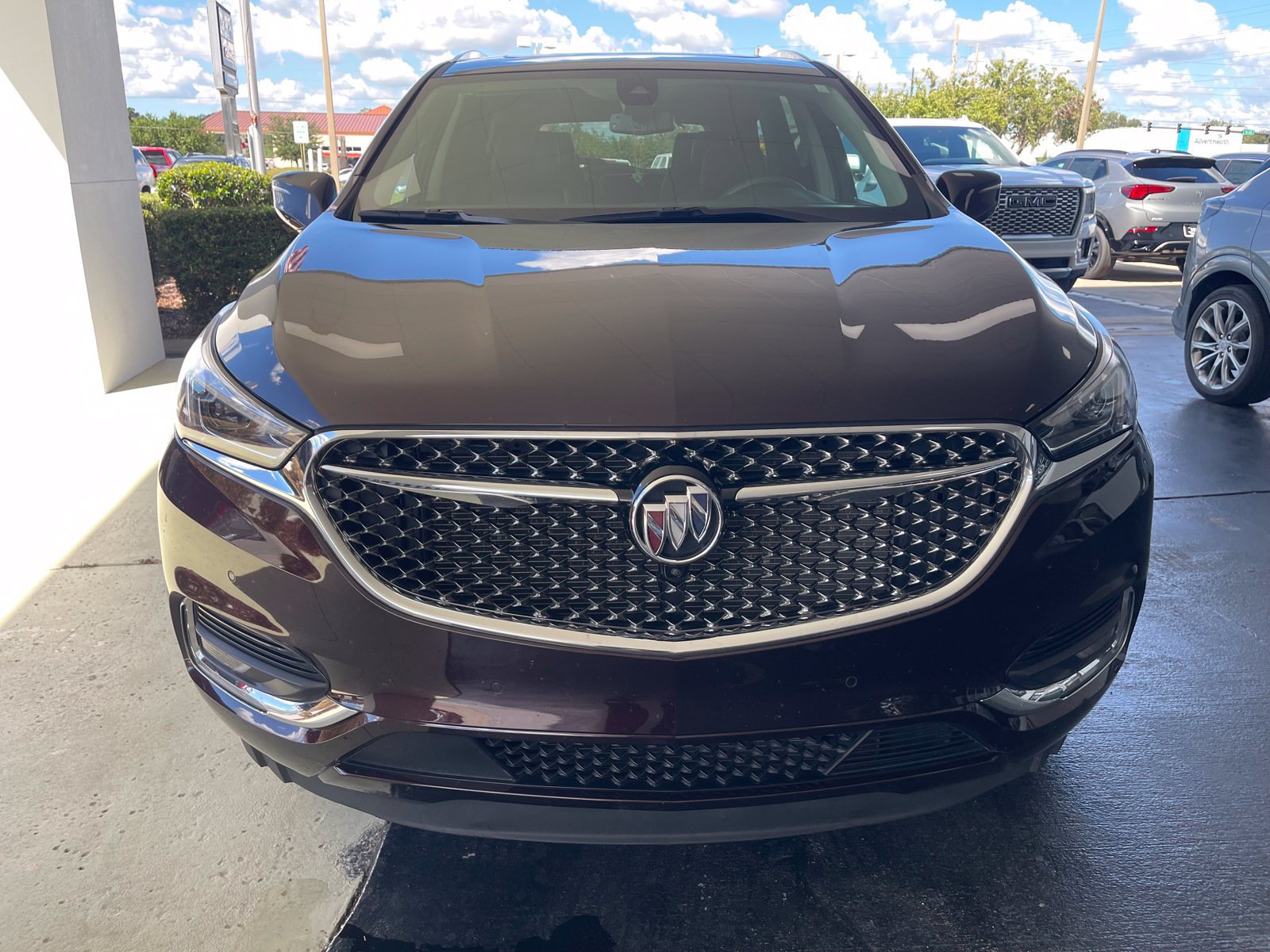 Used 2021 Buick Enclave Avenir w/ Avenir Technology Package FWD image 6