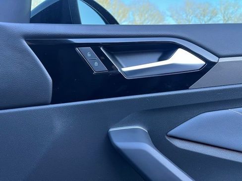 Certified 2025 Volkswagen Jetta SEL image 26