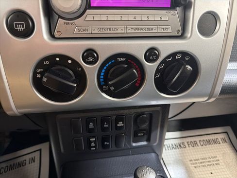 Used 2008 Toyota FJ Cruiser 4WD image 26