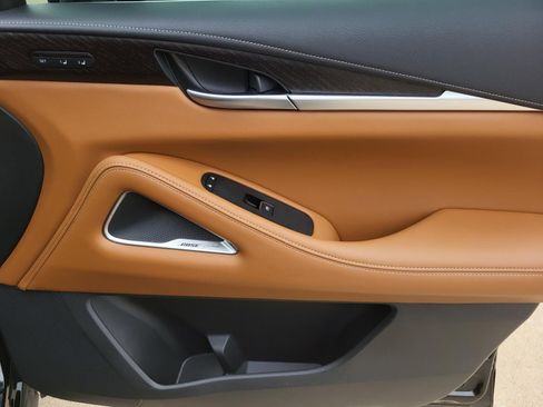 Used 2023 INFINITI QX60 Sensory w/ Vision Package image 13