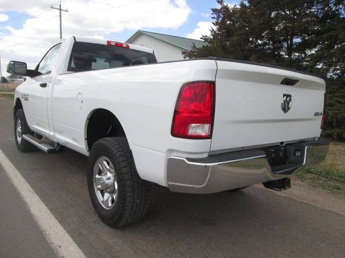 Used 2017 RAM 3500 Tradesman w/ Chrome Appearance Group AWD/4WD image 10