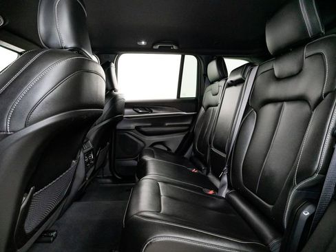 Used 2024 Jeep Grand Cherokee Limited w/ Trailer Tow Package image 22