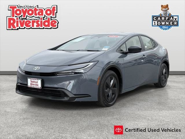 Certified 2025 Toyota Prius LE FWD image 1