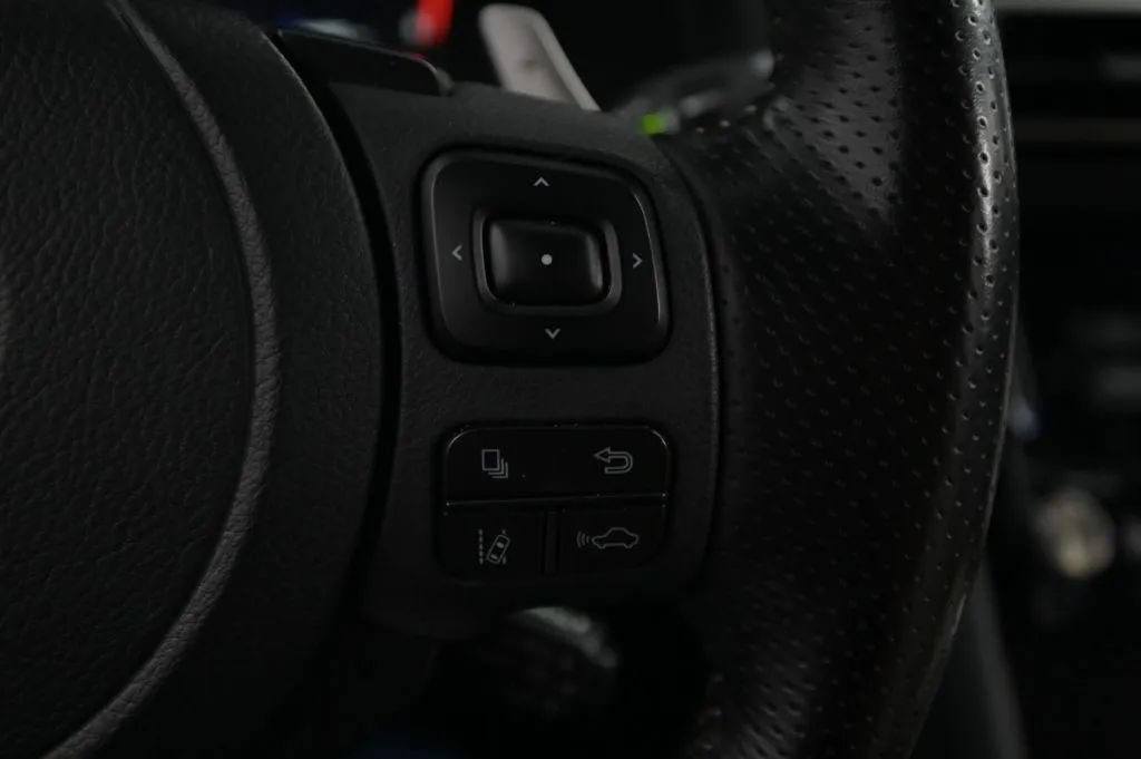 Used 2021 Lexus IS 350 F Sport w/ Accessory Package 2 AWD/4WD image 23