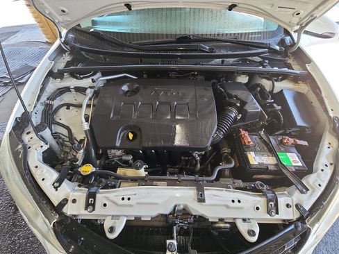 Used 2016 Toyota Corolla S Special Edition FWD image 18