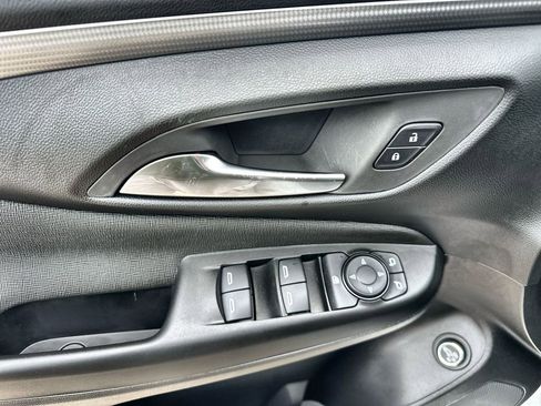 Used 2026 Buick Envista Avenir FWD image 22