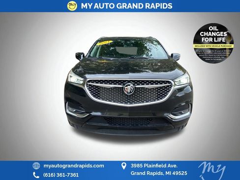 Used 2021 Buick Enclave Avenir w/ Avenir Technology Package image 2