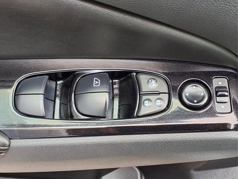 Certified 2023 Nissan Altima 2.5 SV image 17