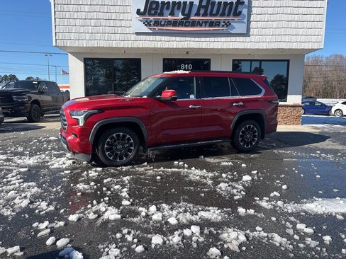 Used 2023 Toyota Sequoia Limited image 1